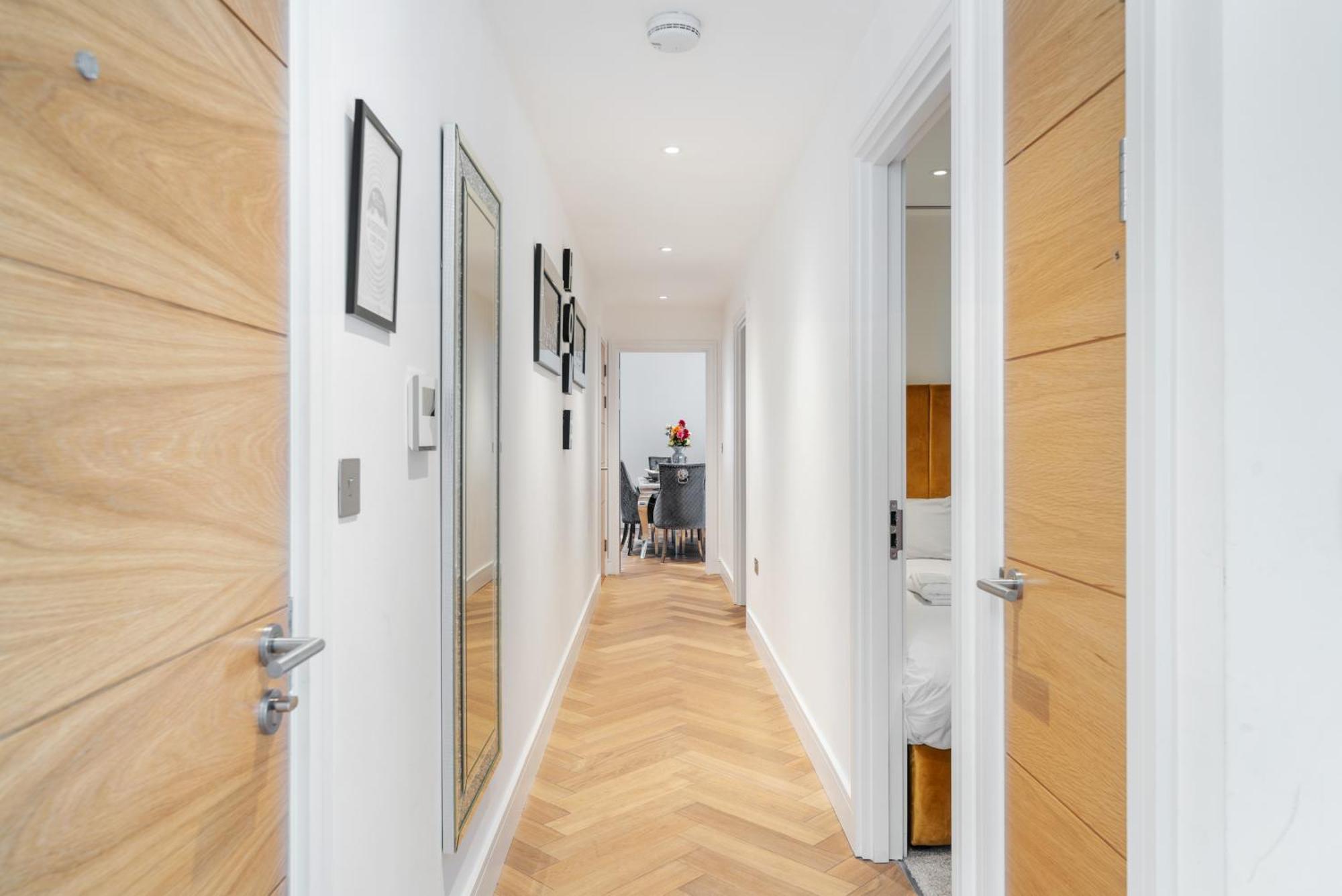 Marble Arch Luxury 3-bedroom Penthouse Haven 73 Апартаменты *
