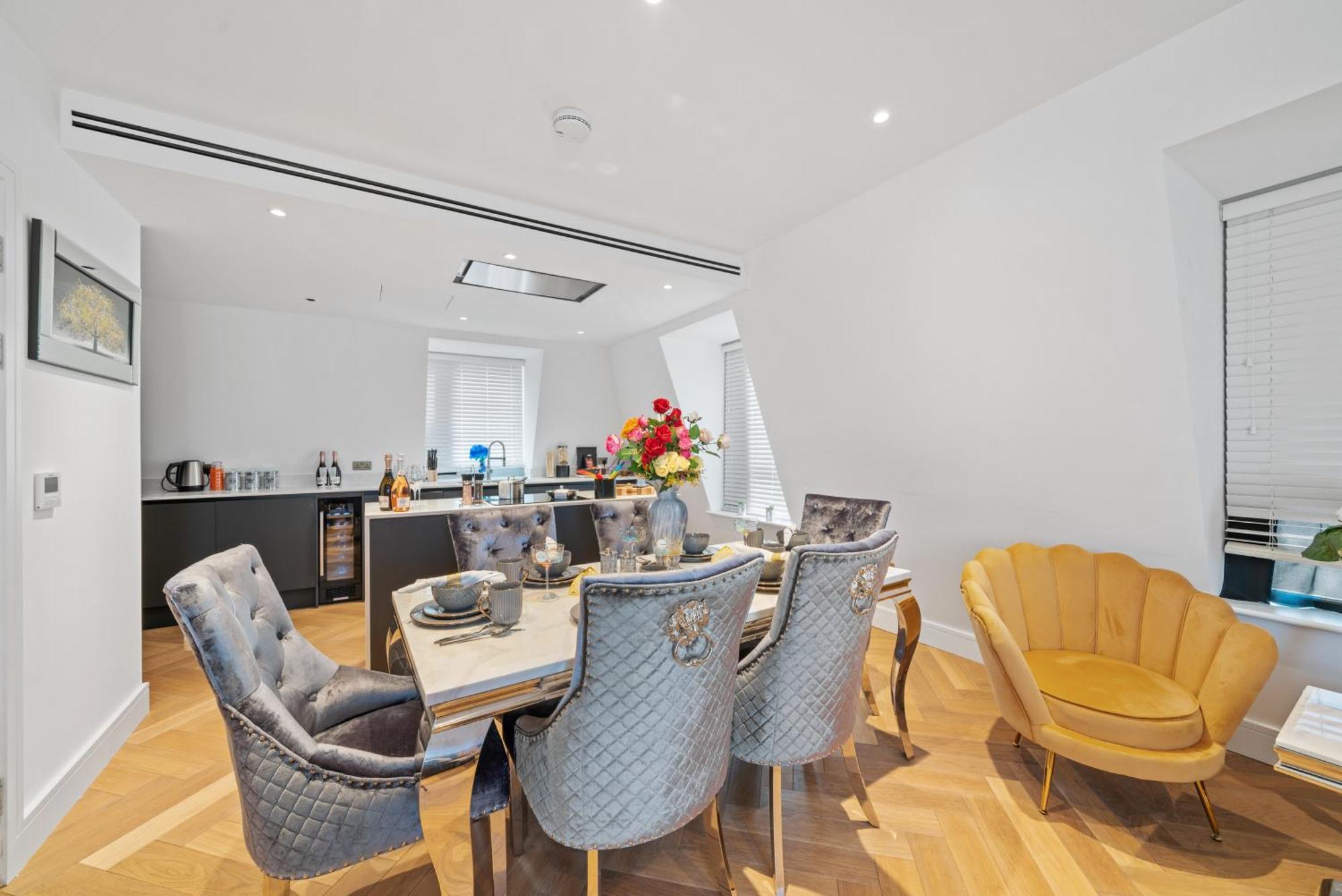 Апартаменты Marble Arch Luxury 3-bedroom Penthouse Haven 73